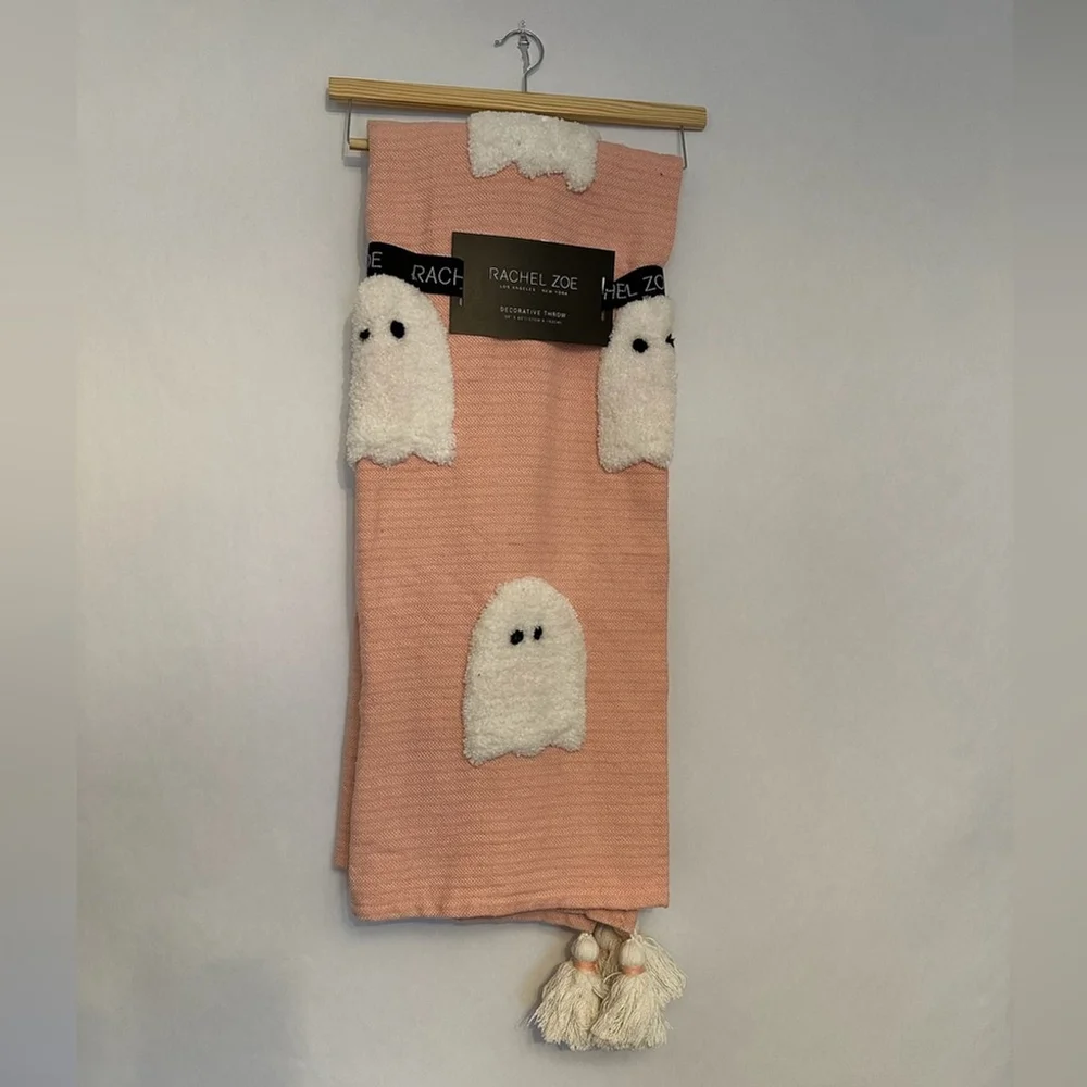 NWT Rachel Zoe Halloween Throw Blanket Tufted Ghosts with Tassel Cottagecore